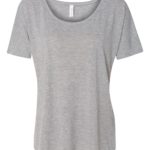 Athletic Front High Women’s Slouchy Tee